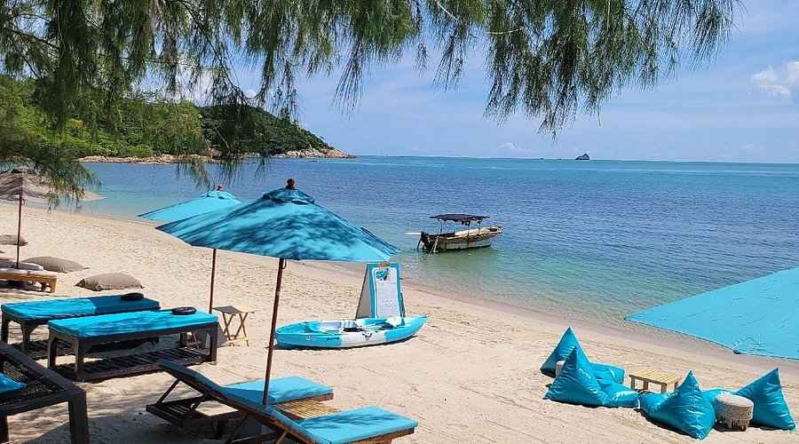 Choeng Mon Beach