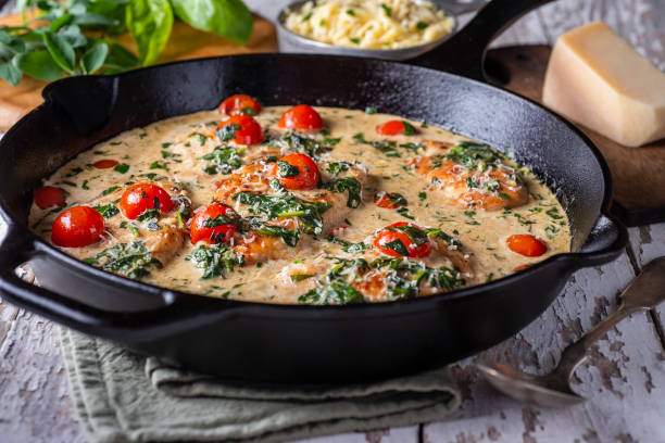 Creamy Tomato & Sun-Dried Tomato Chickpea Pasta