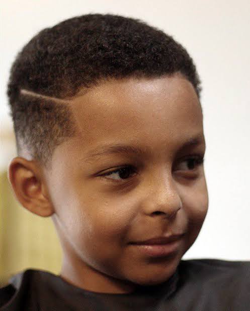 Short Afro with Precision Lines