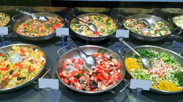 avoid eating from deli counter