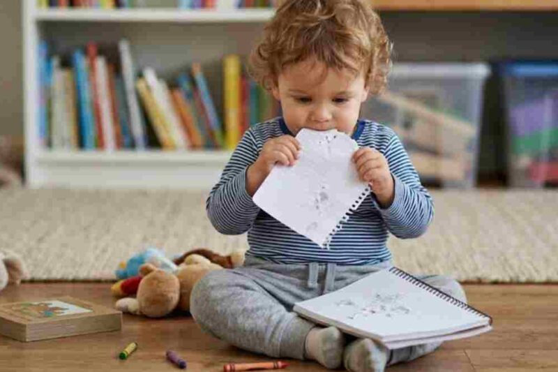 What Happens If You Eat Paper? Medical Risks & Side Effects