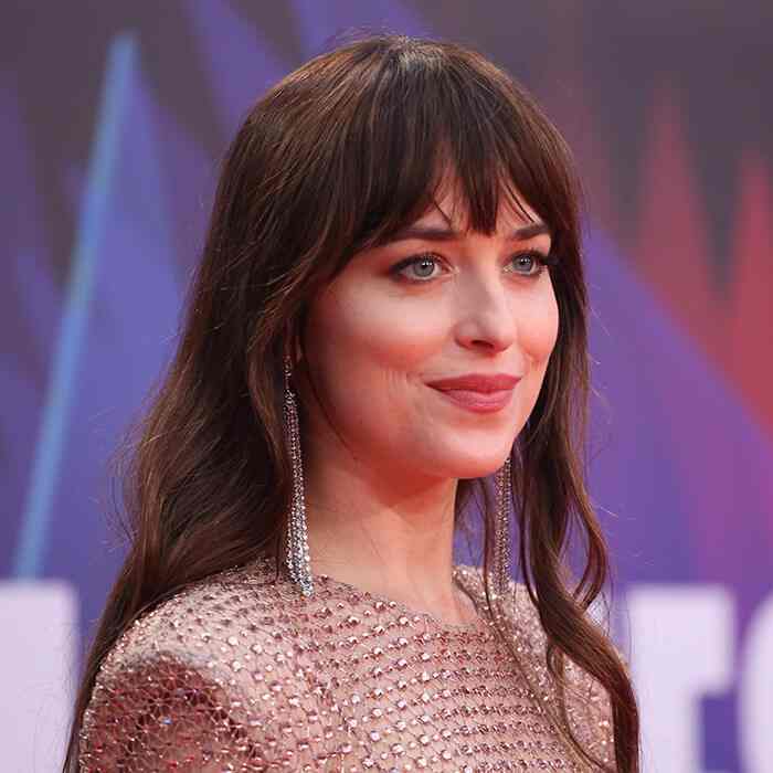 Full Classic Arch Bangs