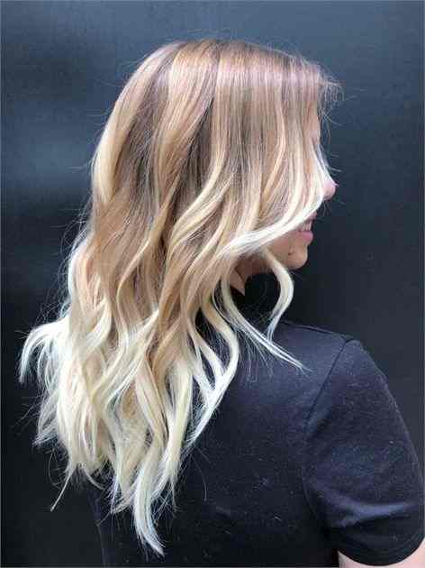  Relaxed Beach Waves with Blended Ends