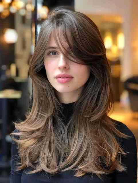  Side-Swept Long Fringe