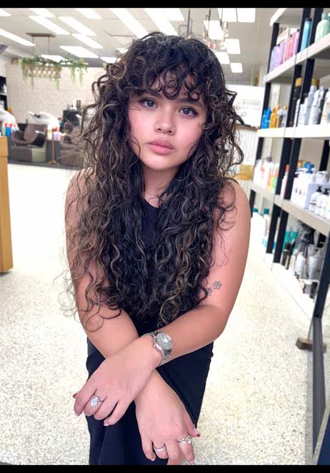 The 90s-Inspired Long Shag