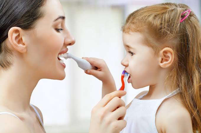 How Parents Can Build Healthy Dental Habits for the Whole Family